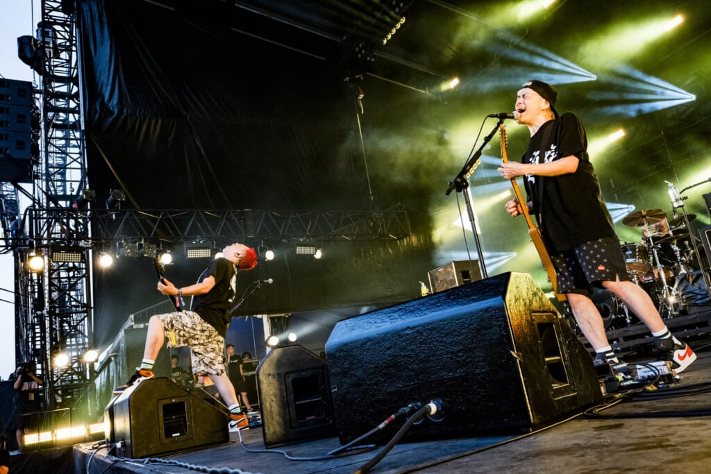 速レポ】＜京都大作戦2025＞10-FEET、灼熱の2日間を締めくくる全身全霊